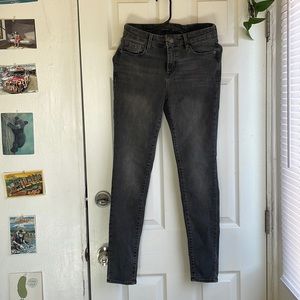 Rockstar skinny grey/black wash jeans. Mid rise.